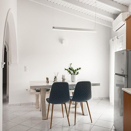 The Seaview Corner Apartments By Konnect, Ipsos Corfu Esterno foto