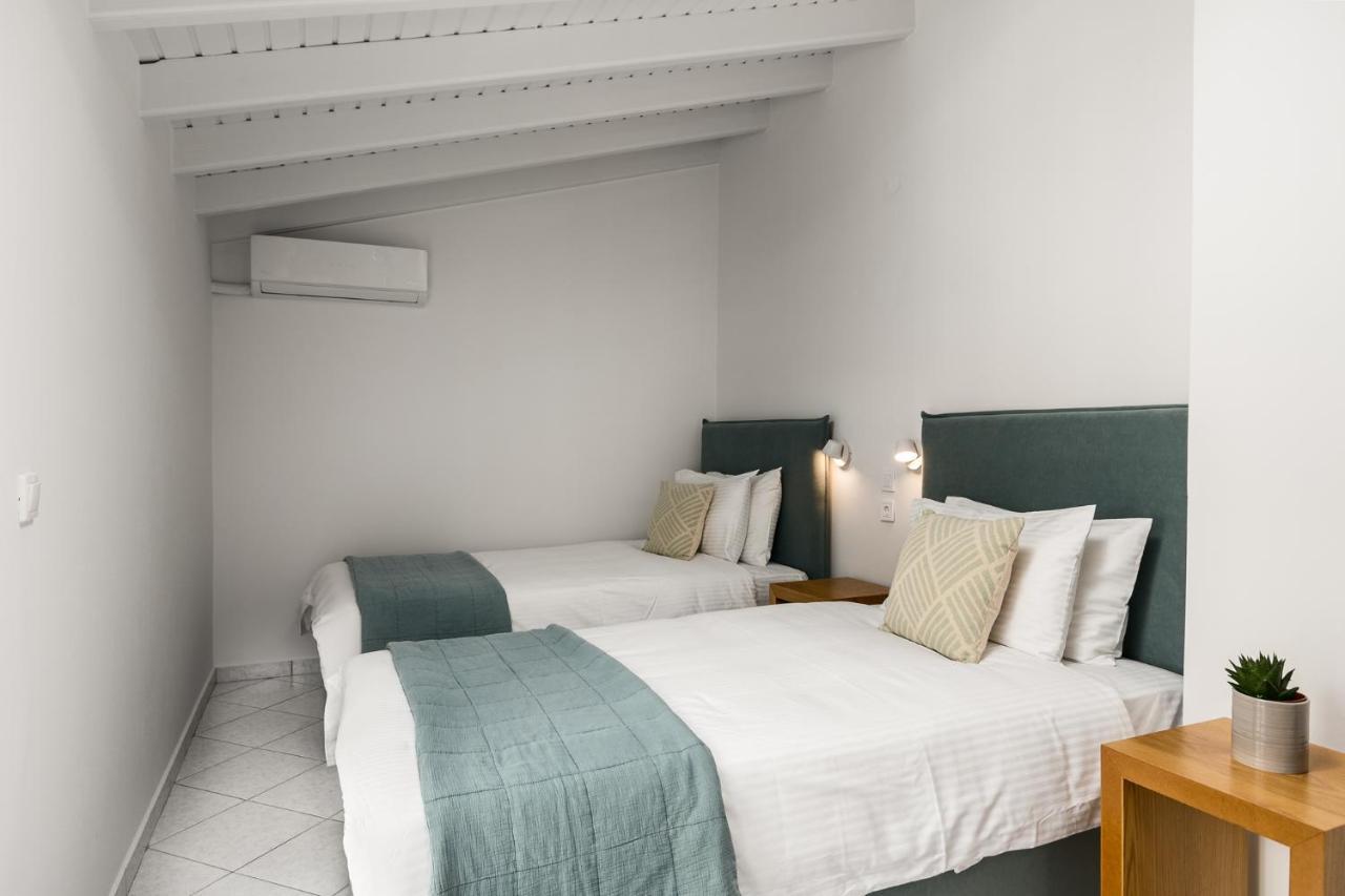 The Seaview Corner Apartments By Konnect, Ipsos Corfu Esterno foto