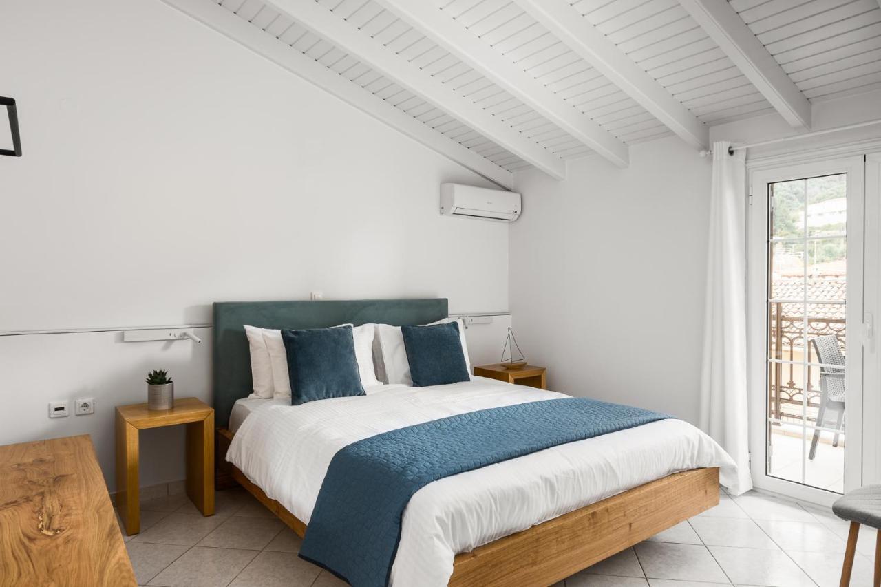 The Seaview Corner Apartments By Konnect, Ipsos Corfu Esterno foto