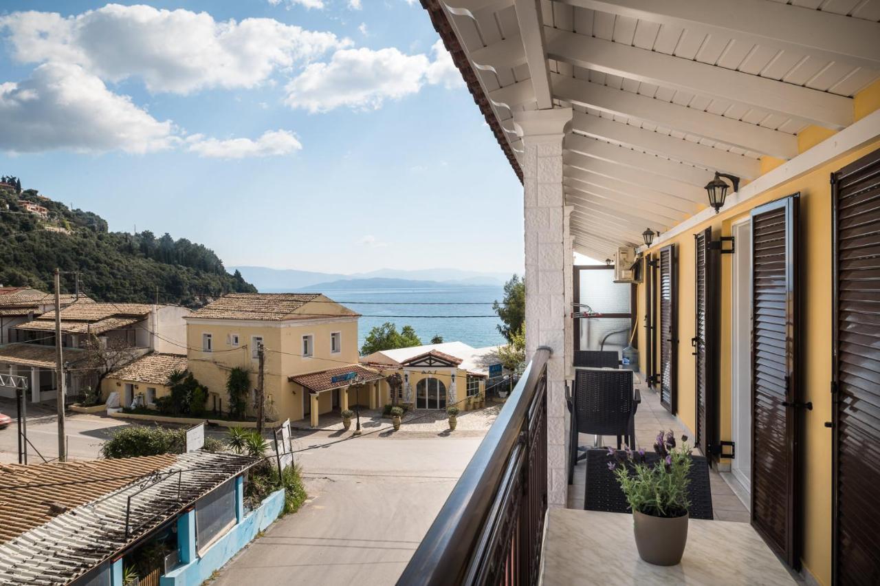 The Seaview Corner Apartments By Konnect, Ipsos Corfu Esterno foto