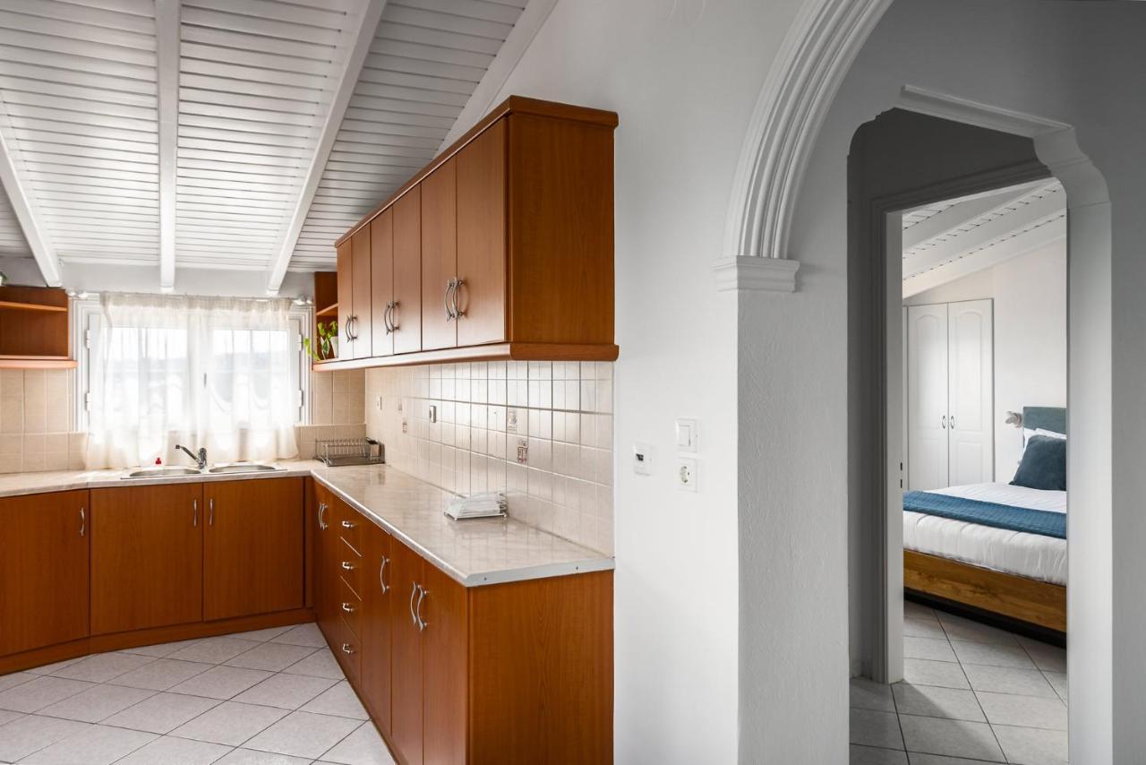 The Seaview Corner Apartments By Konnect, Ipsos Corfu Esterno foto